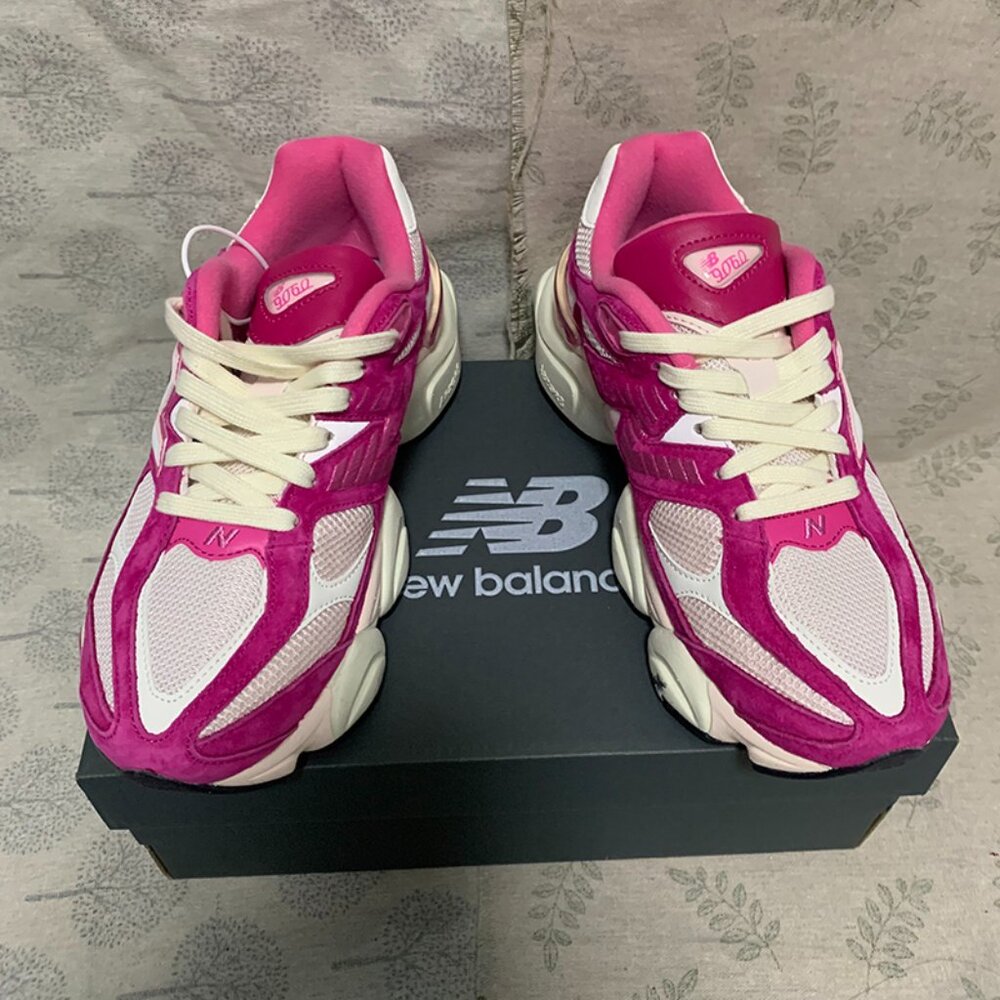 New Balance U9060FP- BALANCE 9060 Pink Sneakers